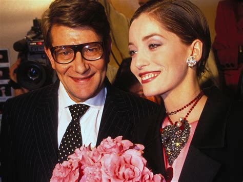 musa ysl usato prezzo|YVES SAINT LAURENT CON LA SUA MUSA, 1968 di .